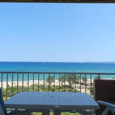 3 Couchages Climatise Avec Parking En Bord De Au Lavandou - Fr-1-251-893 Lejlighed